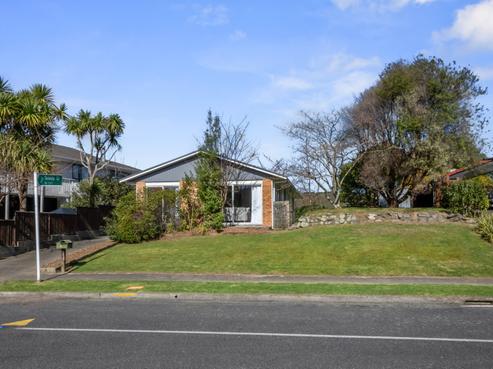 22 Brightwater Crescent, Totara Park