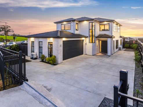76 Twin Parks Rise, Papakura