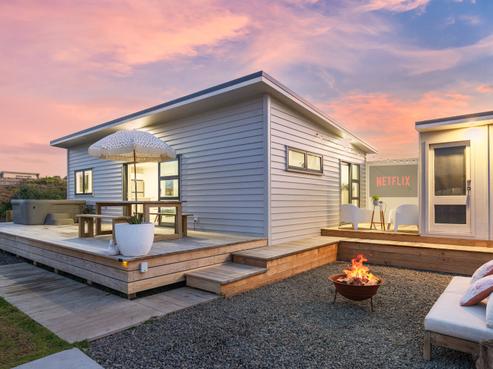24 Marine Parade South, Foxton Beach