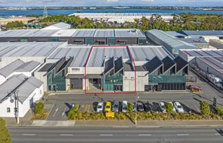 Road front industrial - occupy or invest