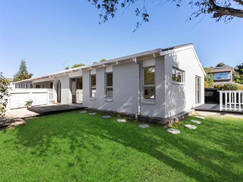 2/83 Glamorgan Drive, Torbay