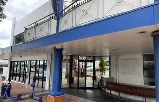 Large CBD office with ample onsite parking