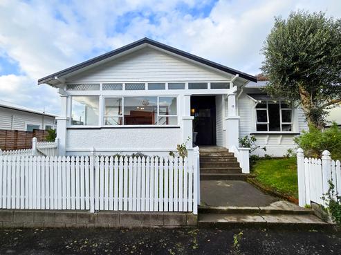 13 Henui Street, Strandon