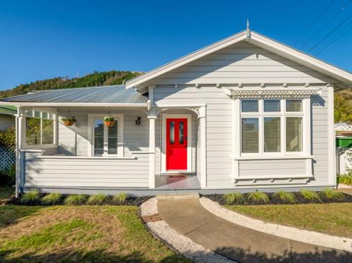 2 Atawhai Drive, The Wood