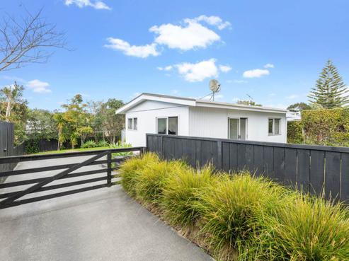 121A Rosario Crescent, Red Beach