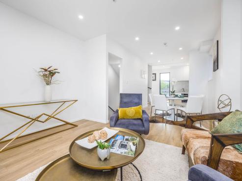 4/54 Taharoto Road, Takapuna