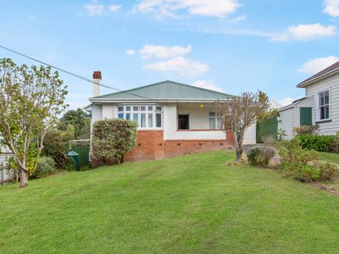 14 Western Springs Road, Morningside