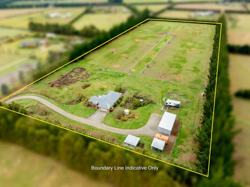 1098 Two Chain Road, Swannanoa