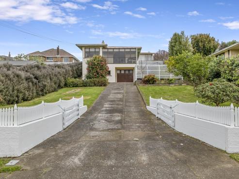 75 Mould Street, Waitara