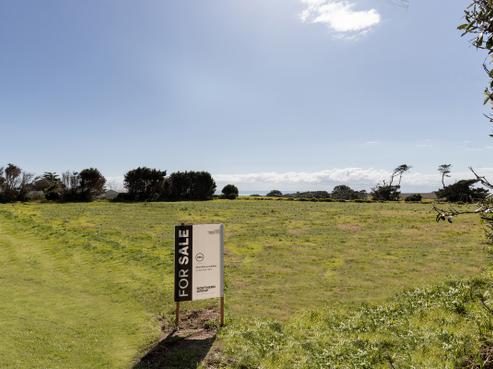 10251C State Highway 35, Waihau Bay