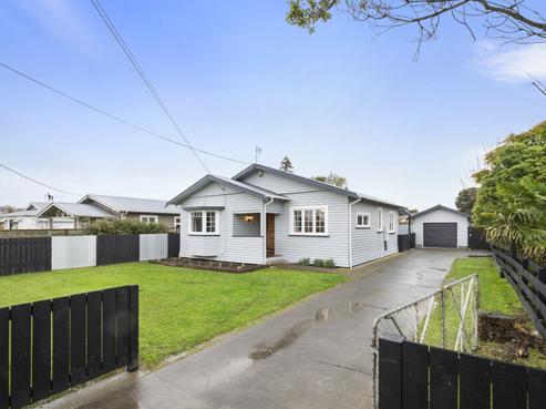 208 South Street, Feilding