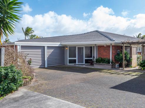 10 Roadley Avenue, Sunnyhills