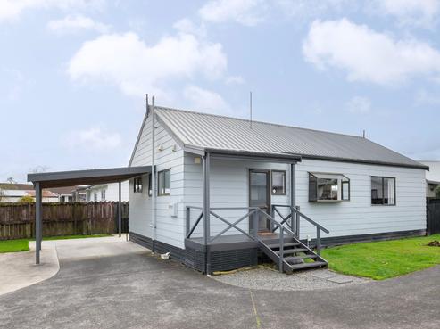43 Garland Drive, Saint Andrews