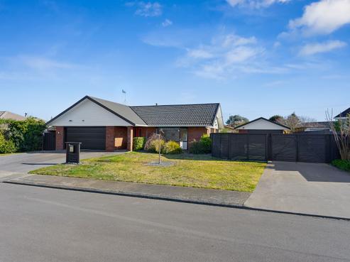 5 Oakwood Grove, Paraparaumu Beach