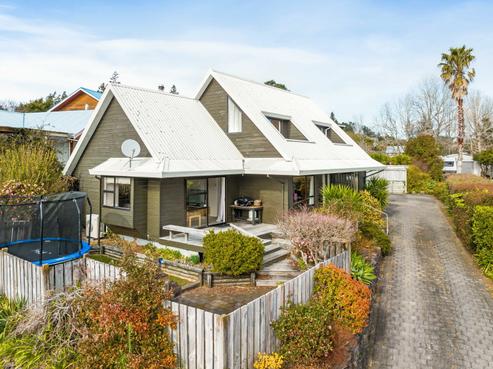 105 Bruce Wallace Place, Whangamata