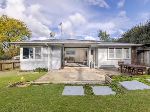 23 Kingswood Road, Brookfield