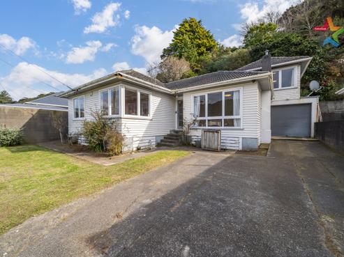 153 Wellington Road, Wainuiomata
