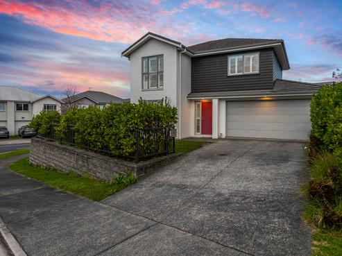 9 Arthur Rolfe Lane, Swanson