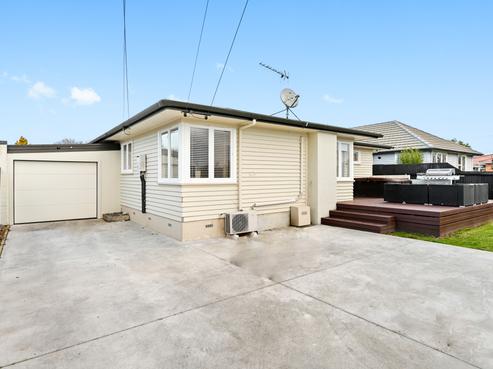 6 Barrie Crescent, Silverdale