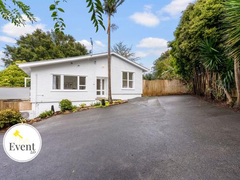 44 Lysander Crescent, Beach Haven