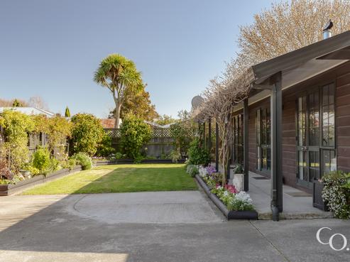 1004A Konini Street, Mahora
