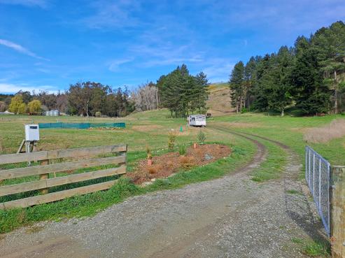 1/1001 Georgetown-Pukeuri Road, North Otago
