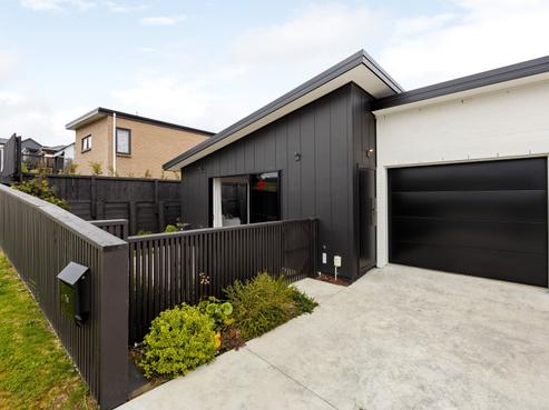 7A North Ridge Drive, Rototuna North