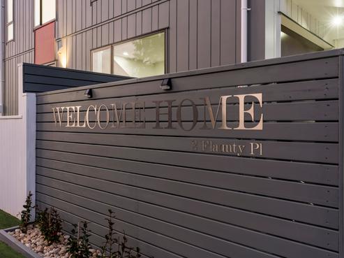 2 Flaunty Place, West Harbour