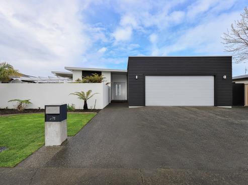 21 Tasman Drive, Poraiti