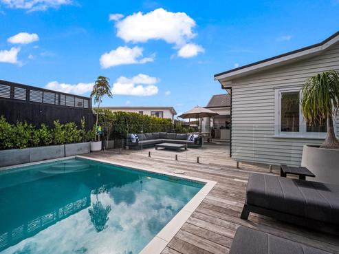 50 Premier Avenue, Point Chevalier