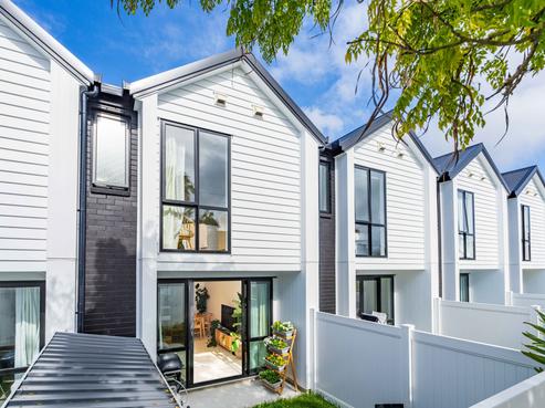 6/26 Moa Road, Point Chevalier