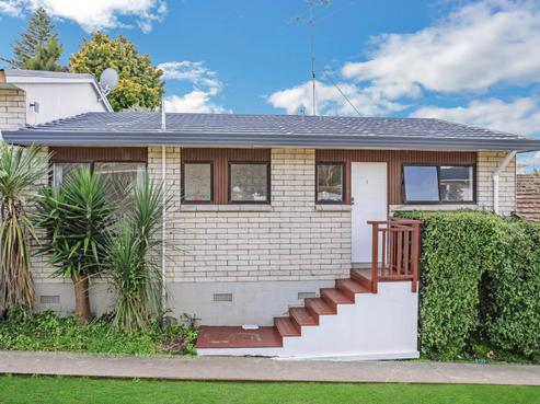 1/26 Okareka Place, Pakuranga Heights