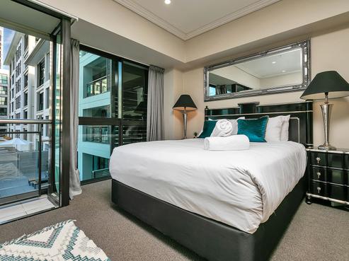 2/99L Customs Street West, Auckland Central