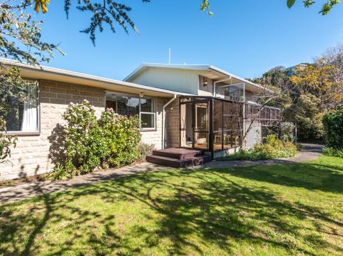 6 Soleares Avenue, Mount Pleasant