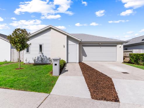 25 Soaring Bird Drive, Takanini