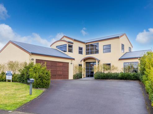 52 Keswick Crescent, Huntington