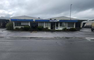Large Warehouses in Frankton