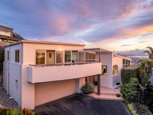 33 Calamaras Street, Enner Glynn