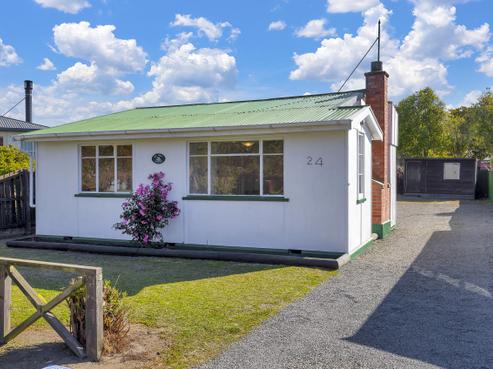 24 Penfold Square, Leithfield
