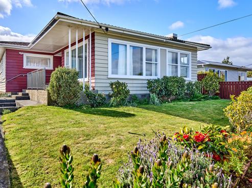 10 Walker Avenue, Mana