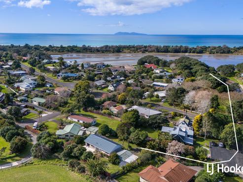 6 Nathan Place, Athenree