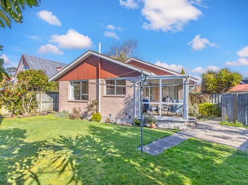 2/10 Bowman Place, Sockburn