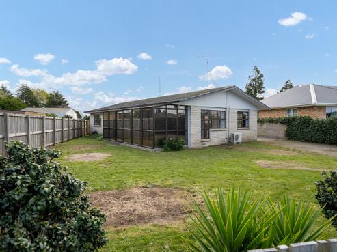 23 Shelley Street, Leamington