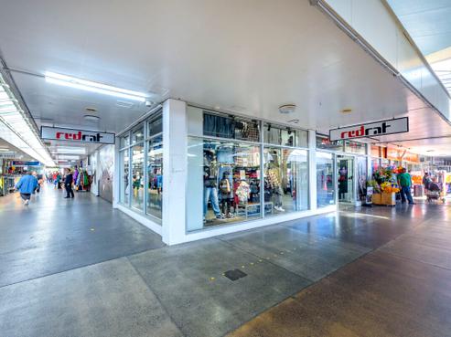 7/27 Mangere Town Square, Mangere