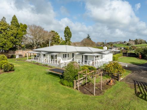 8 Meadow View Lane, Pukete