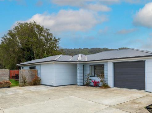 6 Rimutaka Street, Trentham