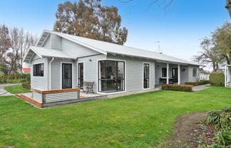 226 Papawai Road, Greytown