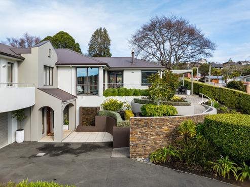 10 Braeview Crescent, Maori Hill
