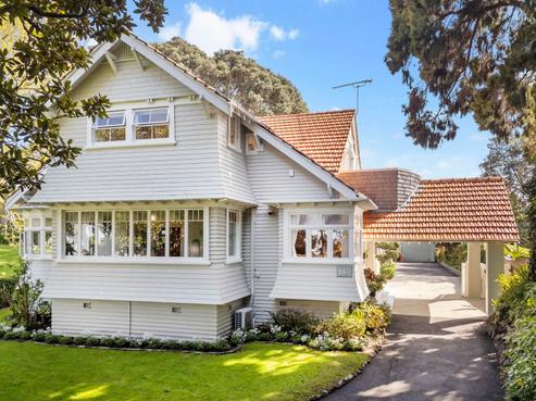 185 Saint Andrews Road, Epsom