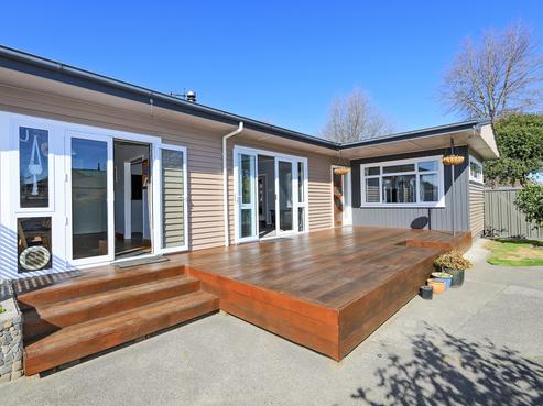 908 Townshend Place, Saint Leonards